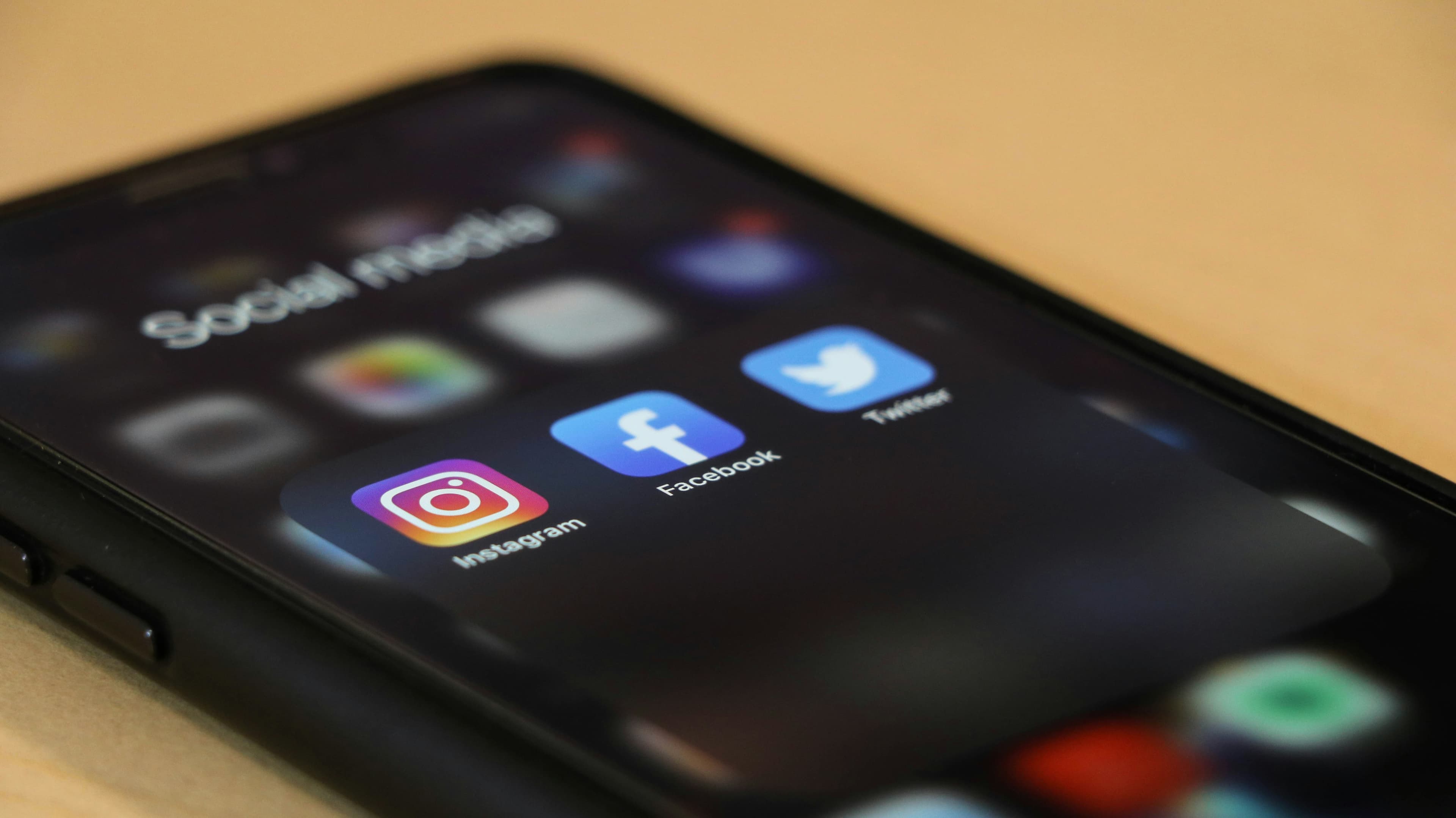 How to Use AI to Boost Your Social Media Strategy in 2025